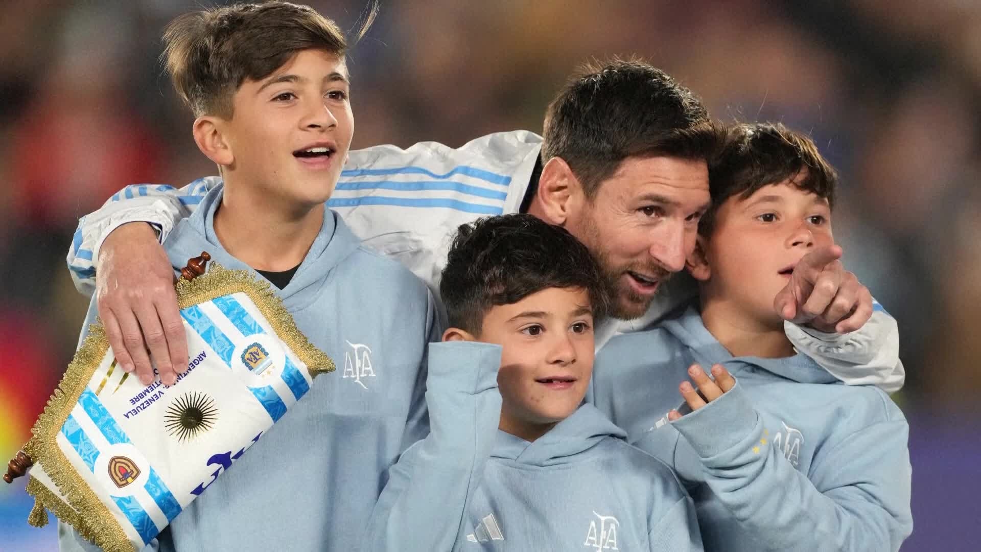 lets-leave-him-in-peace-argentina-head-coach-lionel-scaloni-says-lionel-messi-will-decide-his-own-2026-fifa-world-cup-fate