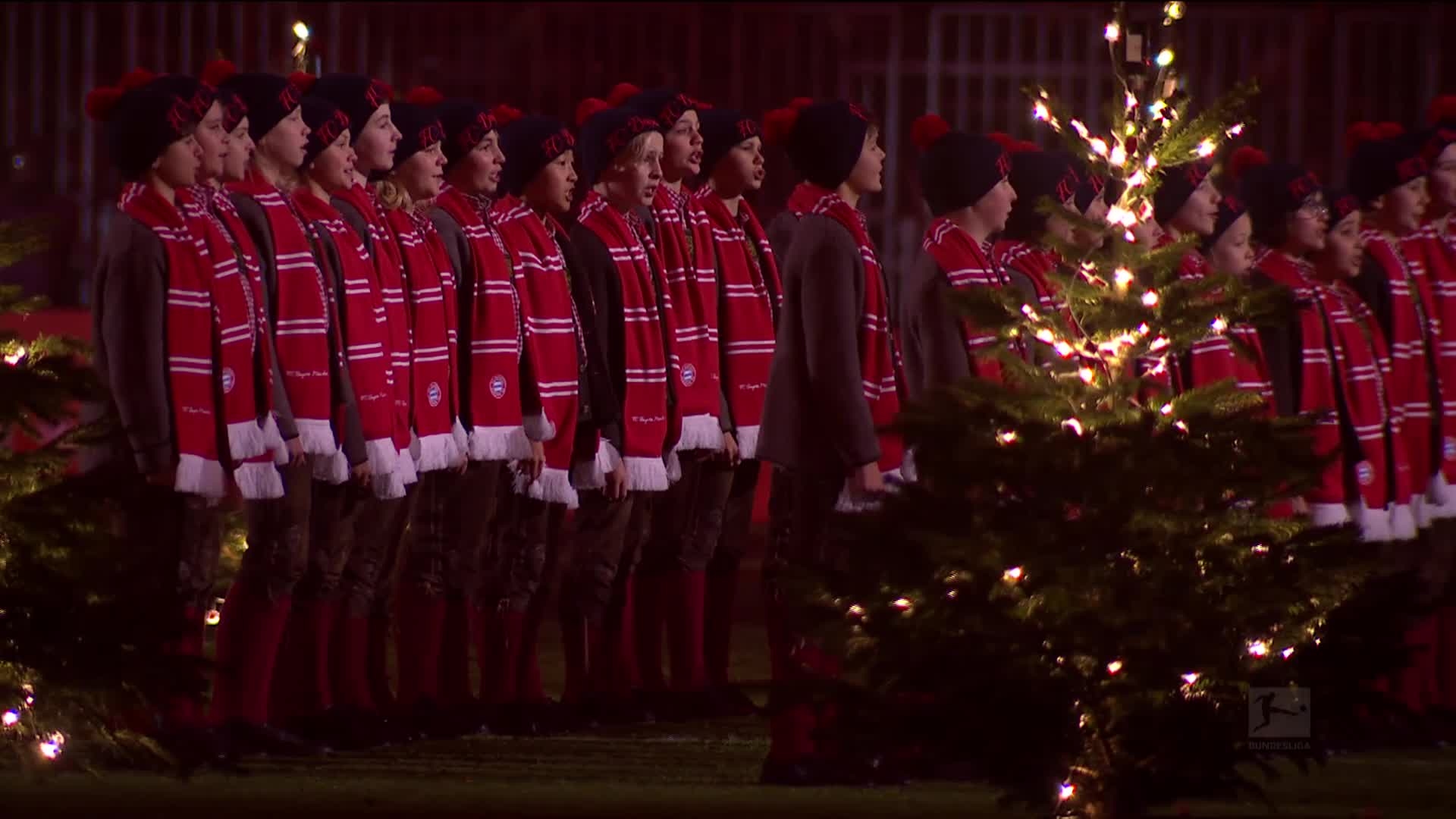 matchday-14-or-wonderful-x-mas-party-in-munich