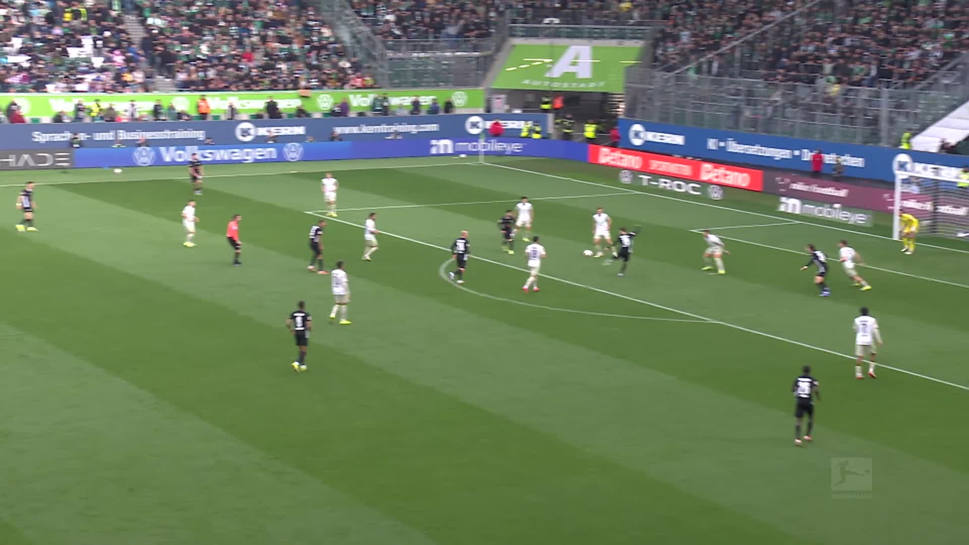 vf-l-wolfsburg-vs-sv-werder-bremen