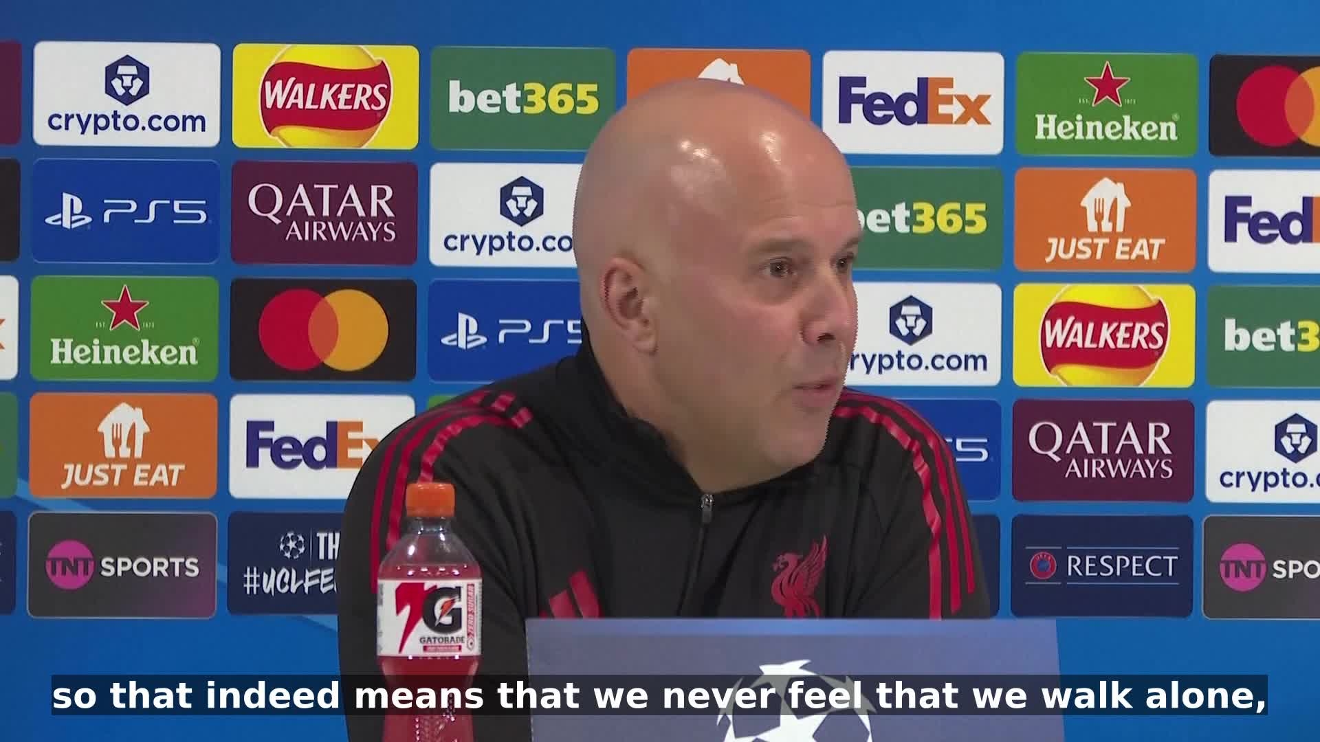 we-never-feel-that-we-walk-alone-liverpool-head-coach-arne-slot-references-the-clubs-famous-motto-during-recent-struggles