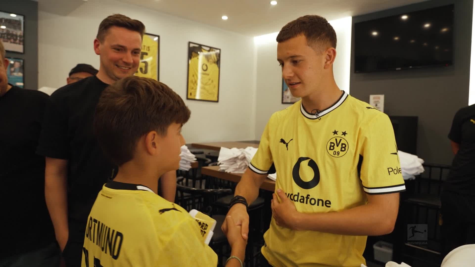 borussia-dortmund-transfer-karetsas-olympiagrill-or-tuesday-04-08-2026