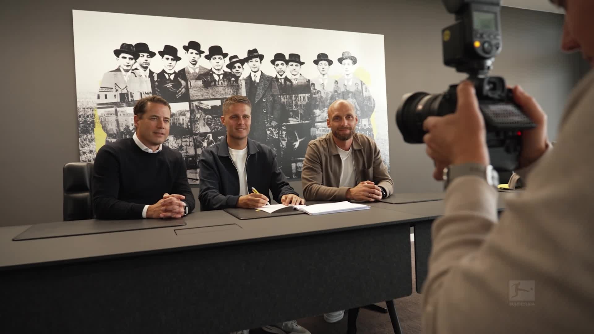 borussia-dortmund-other-joey-veerman-cutaways-and-interview-or-tuesday-18-08-2026