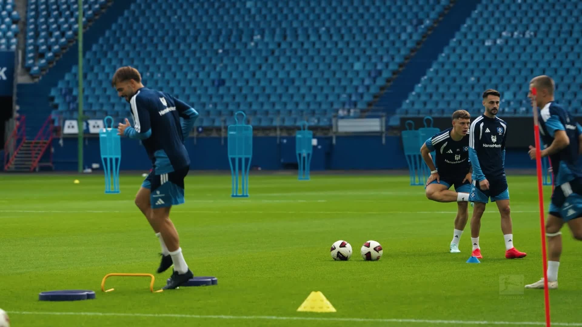hamburger-sv-training-mario-vuskovic-returns-or-tuesday-15-09-2026