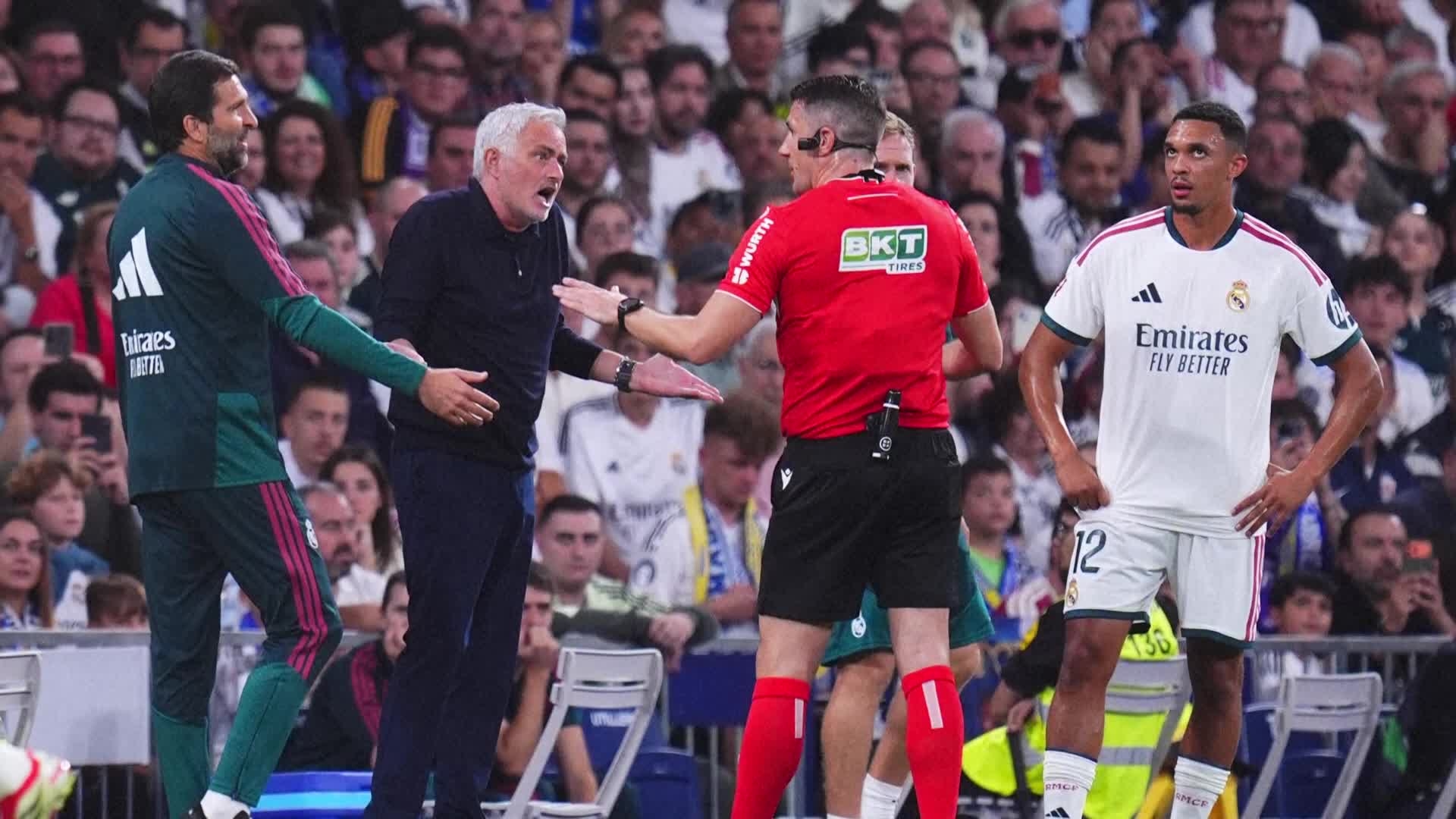 vinicius-junior-has-a-goal-ruled-out-and-is-then-sent-off-for-a-hair-pull-as-10-man-real-madrid-hold-on-to-defeat-villarreal-1-0-in-the-spanish-la-liga