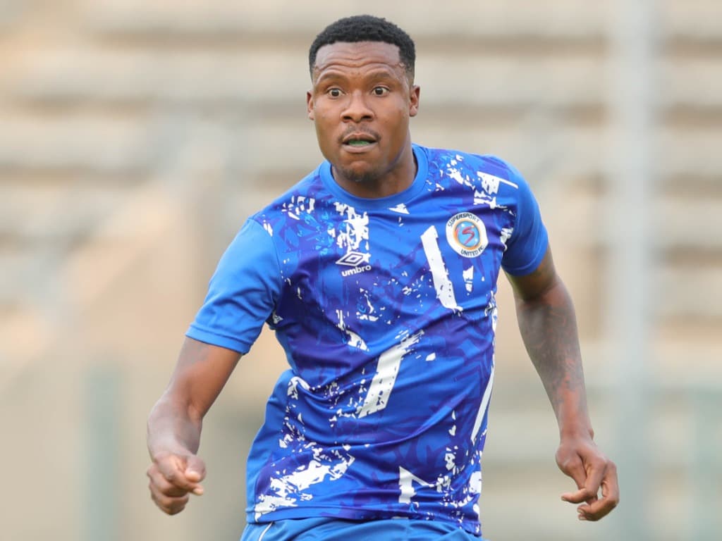 Gavin Hunt hints at Thamsanqa Gabuza SuperSport exit