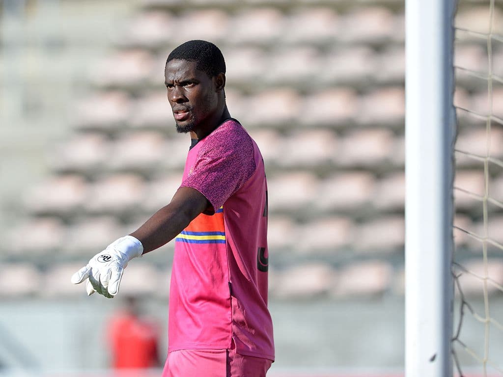 Swallows snap up Mbanjwa