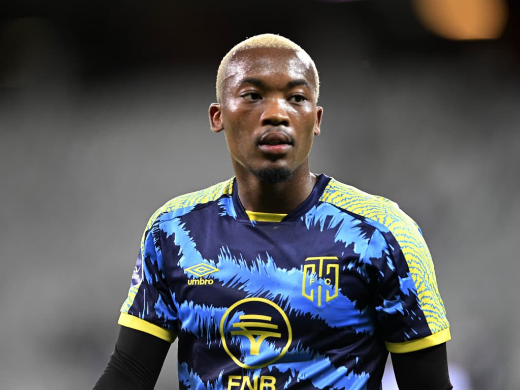 Cape Town City boss Eric Tinkler urges Khanyisa Mayo to keep chin up despite Bafana omission