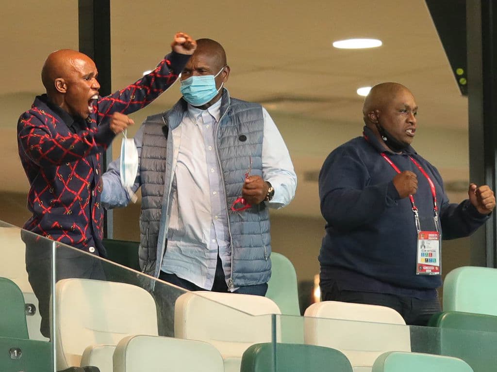 Floyd Mbele walks away from Orlando Pirates 