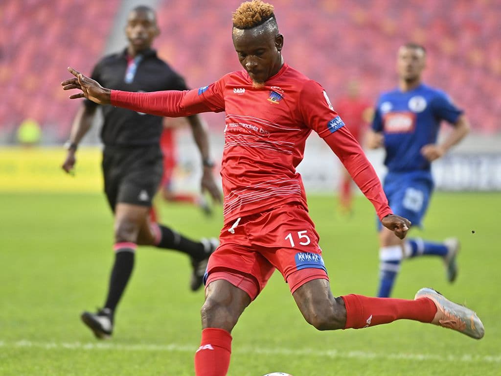 Ronald Tapiwa Pfumbidzai signs for SuperSport United