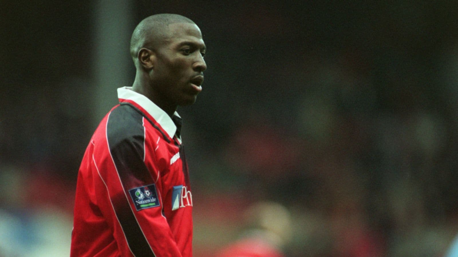 Tributes pour in for ex-Arsenal and Everton forward Kevin Campbell after his death at the age of 54