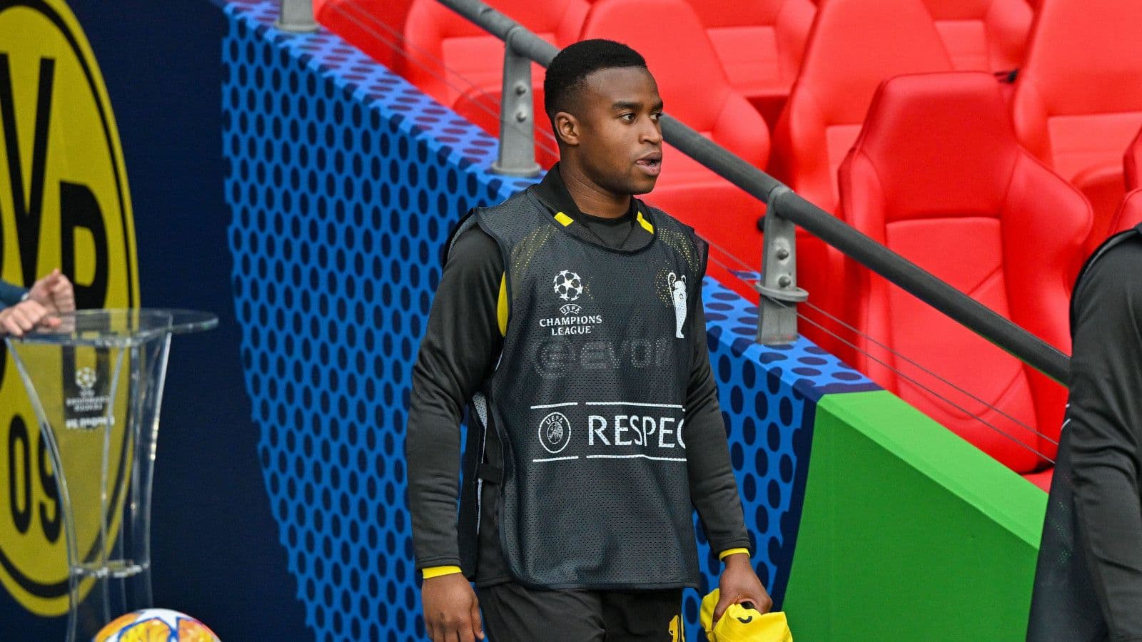 Villarreal target signing Dortmund striker Youssoufa Moukoko