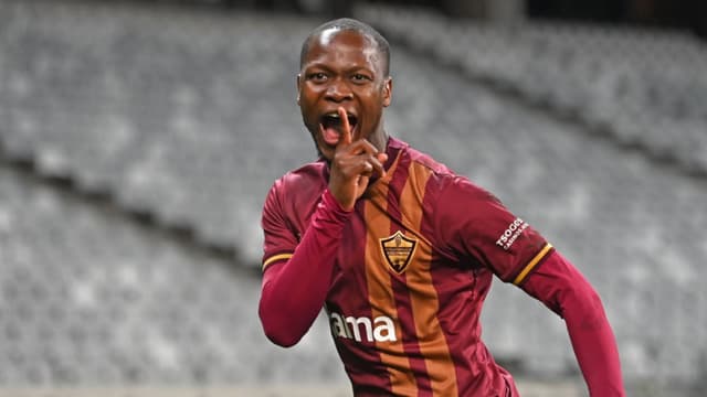 steve-barker-backs-thabo-moloisane-for-psl-defender-of-the-season-honours-1
