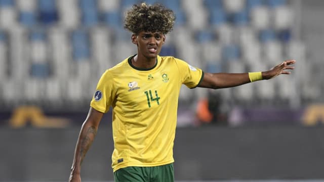 stellenbosch-defender-tylon-smith-completes-transfer-to-queens-park-rangers-1