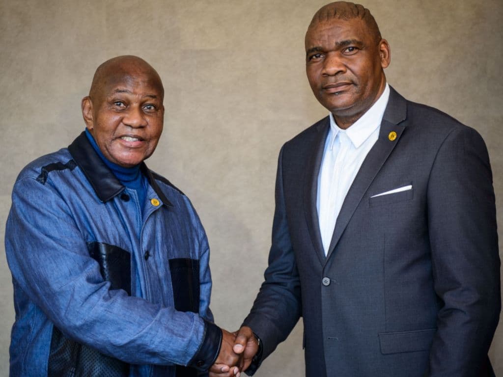 Kaizer Chiefs appoint Molefi Ntseki as head of youth development