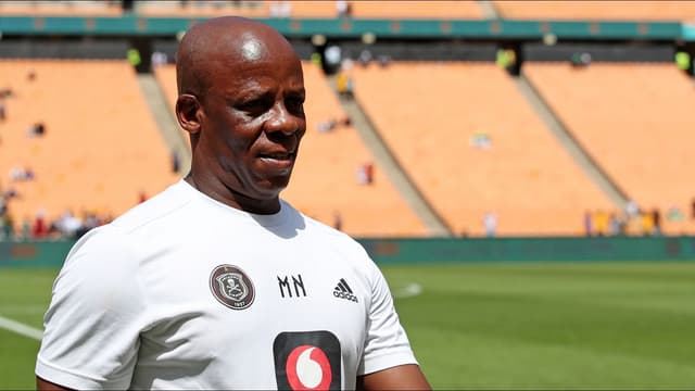 abdeslam-ouaddou-praised-by-mandla-ncikazi-for-instilling-strong-team-spirit-at-orlando-pirates-3