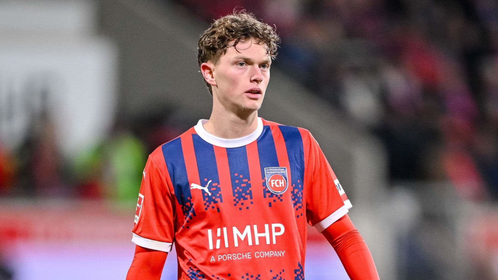 Bayern Munich teenager Paul Wanner draws attention of Borussia Dortmund