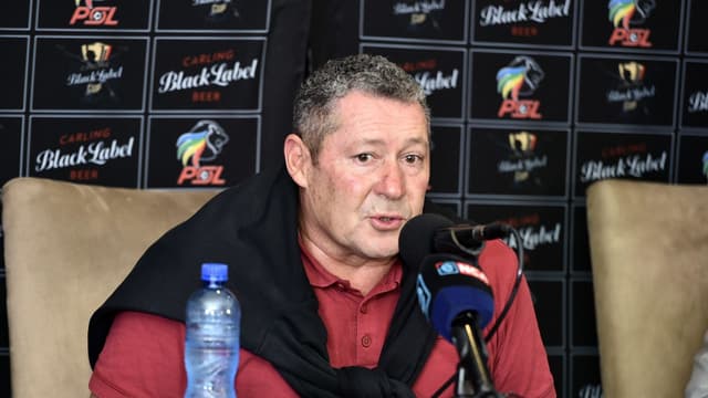 important-not-to-dwell-on-defeat-says-stellenbosch-coach-steve-barker-ahead-of-galaxy-test