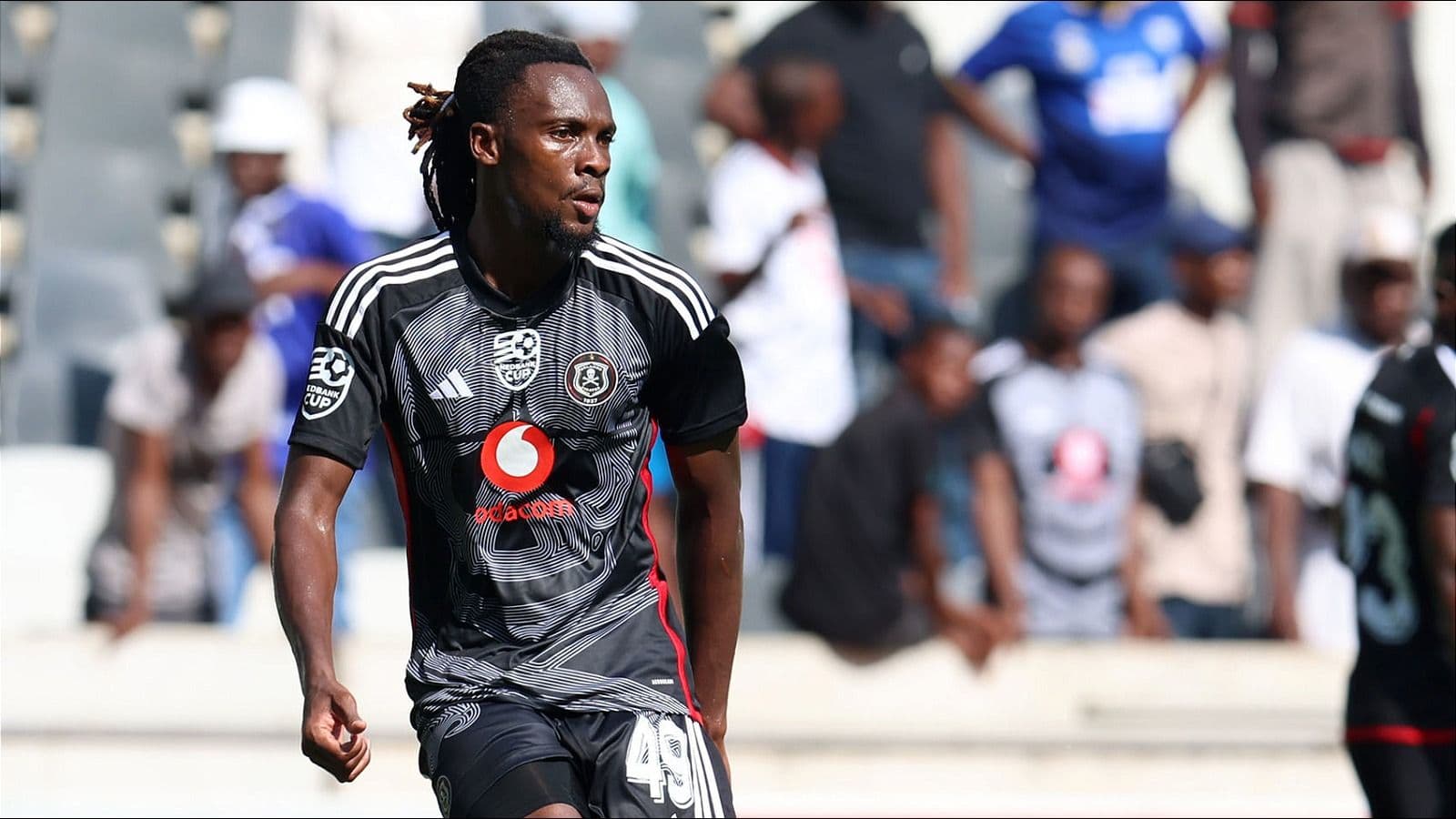 Vodacom Soccer | News | Olisa Ndah raring to go for Orlando Pirates after long injury lay-of
