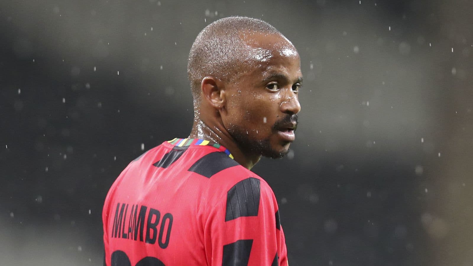 Xola Mlambo resurfaces at Siwelele FC as he eyes top-flight comeback