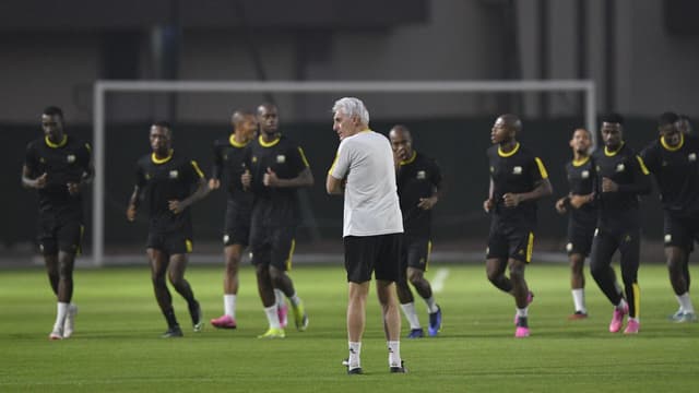 bafana-coach-hugo-broos-dismisses-talk-of-selection-criticism-ahead-of-zambia-friendly-1