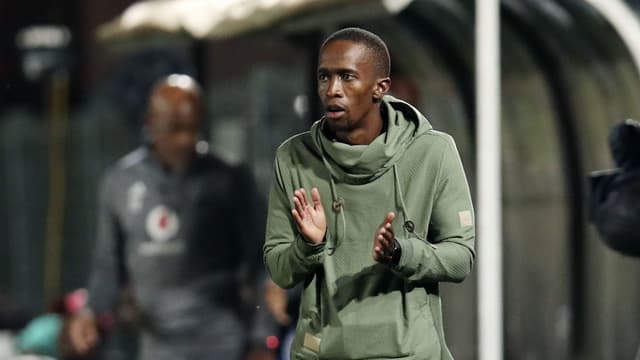 sinethemba-badela-will-evaluate-durban-city-youngsters-before-considering-transfers