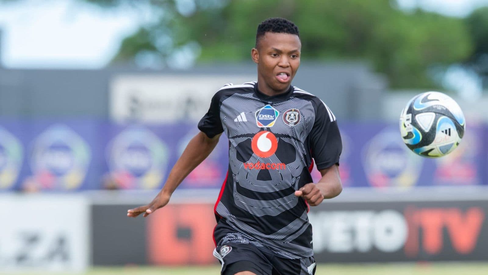 Makhehlani Makhaula predicts big future for rising Orlando Pirates star Mohau Nkota