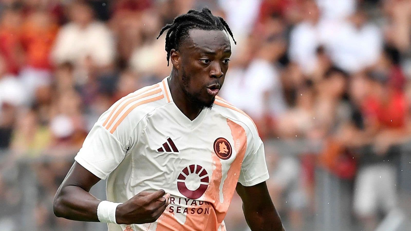 Tammy Abraham completes rapid return to Aston Villa after Besiktas switch