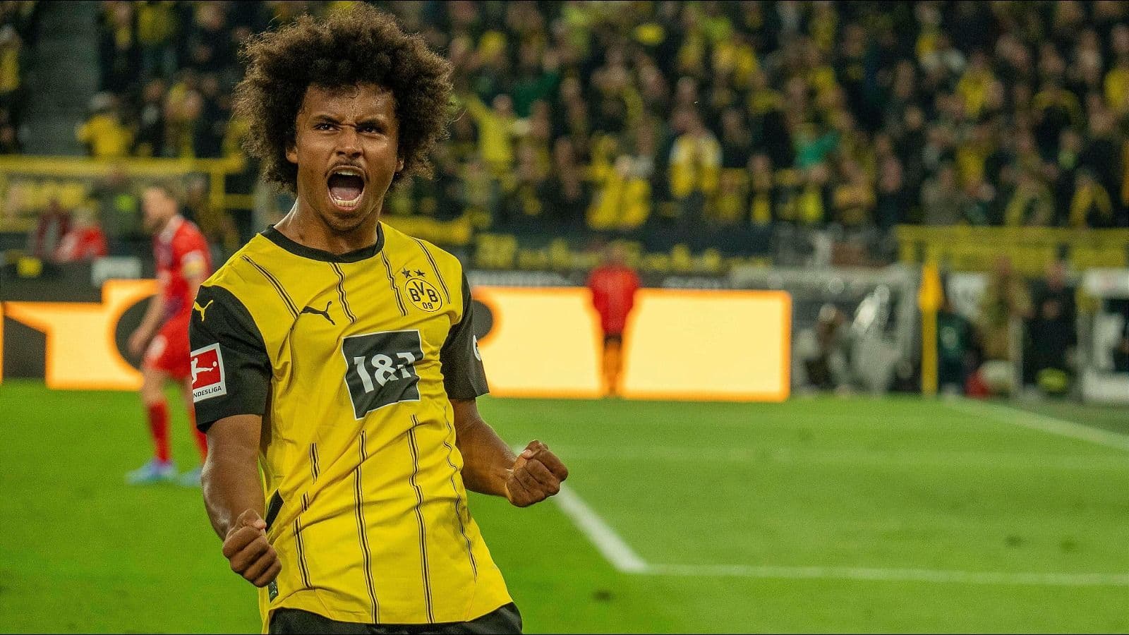 Borussia Dortmund accept Barcelona bid for Karim Adeyemi