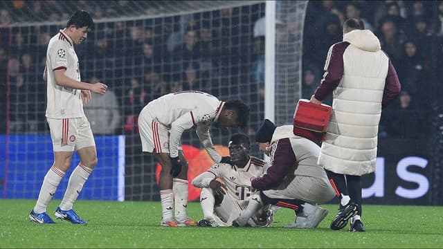 alphonso-davies-injury-blow-for-bundesliga-chasing-bayern-munich