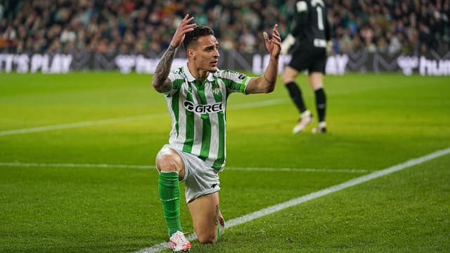 antony-reveals-bayern-munich-approach-before-joining-real-betis-1