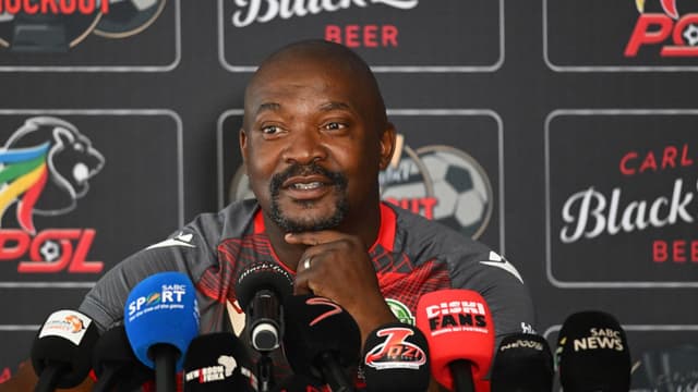 siwelele-coach-lehlohonolo-seema-predicts-tight-finish-in-title-race-2