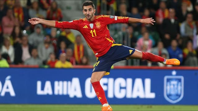 ferran-torres-injury-for-spain-adds-to-barcelonas-growing-fitness-woes