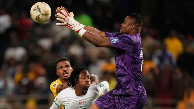 eric-chelle-retains-injured-stanley-nwabali-in-nigerias-final-afcon-2025-squad-1