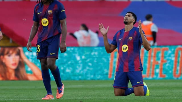 ronald-araujo-didnt-think-twice-about-grabbing-chance-to-play-striker