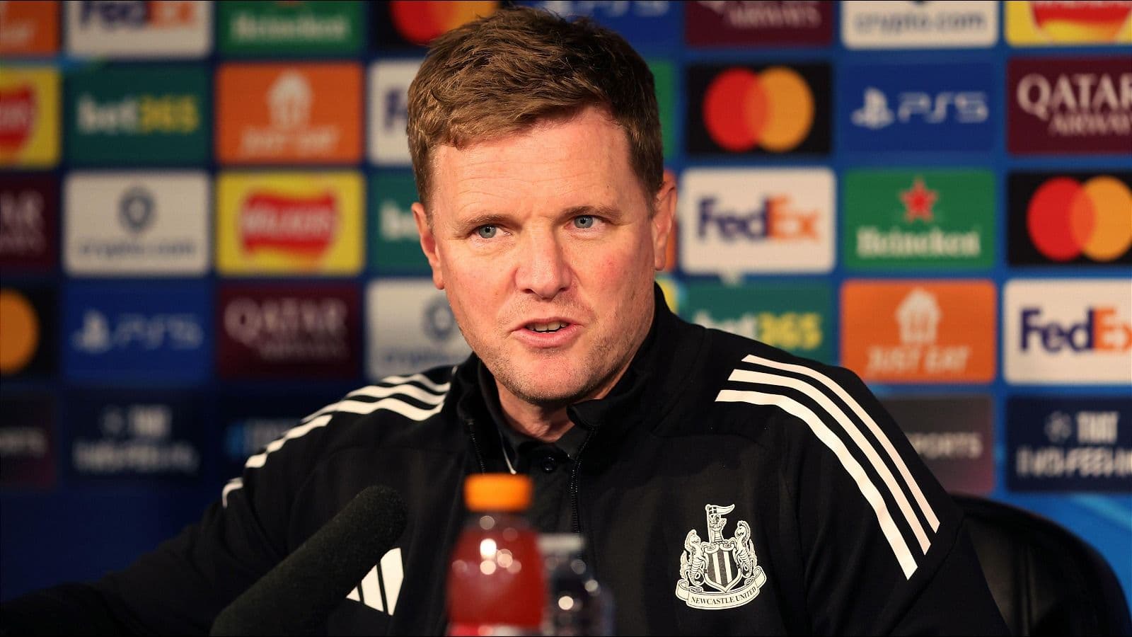 Eddie Howe rallies Newcastle fans ahead of Benfica clash at 'electric' St James' Park