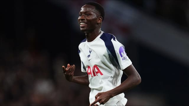 thomas-frank-hints-at-pape-matar-sarr-recall-as-tottenham-target-everton-2
