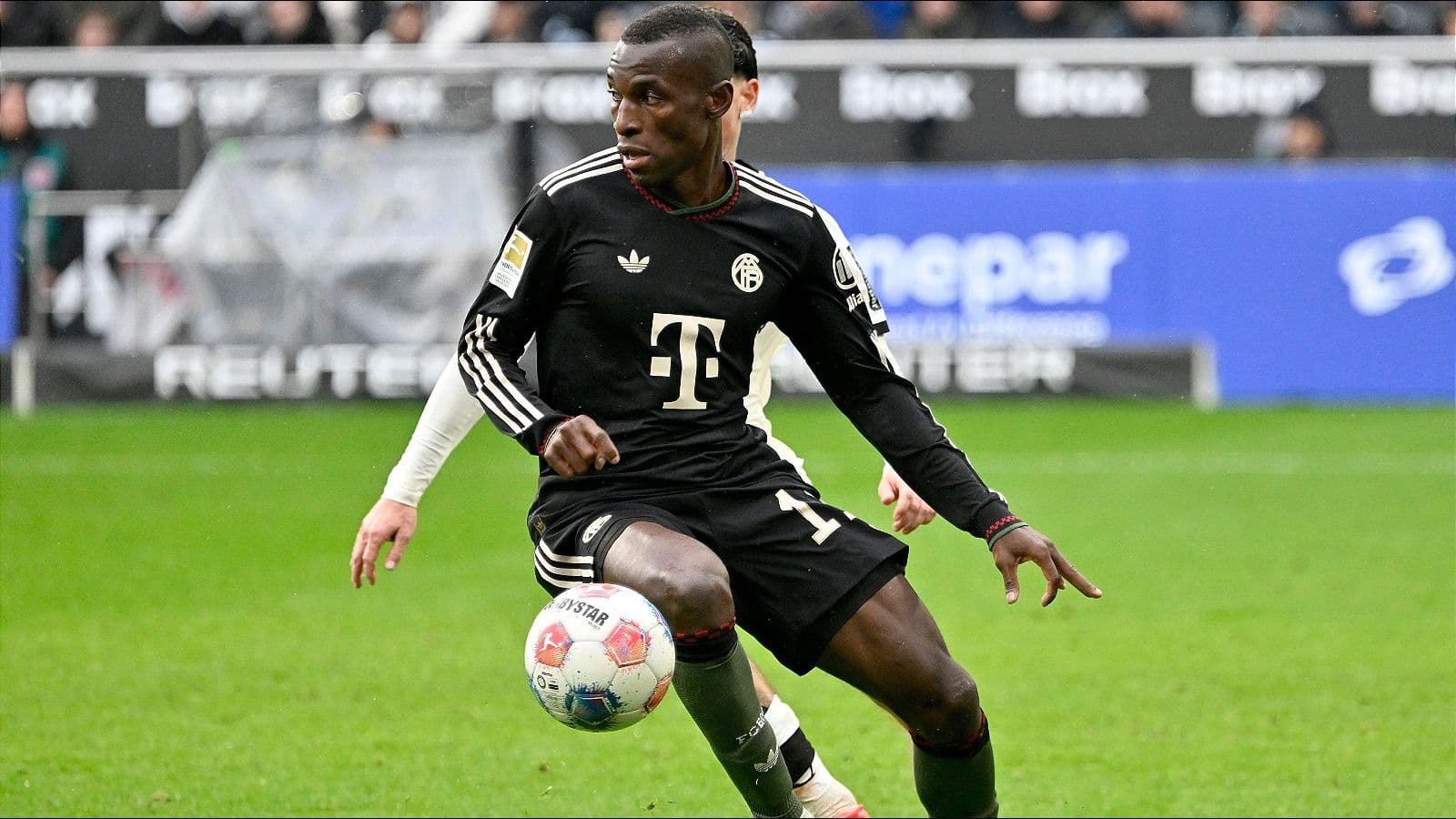 Nicolas Jackson earns Bayern Munich praise after impressive display