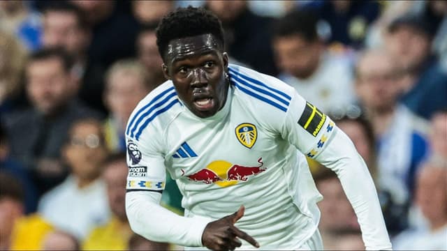 daniel-farke-eases-wilfried-gnonto-back-as-leeds-manage-fitness-concerns