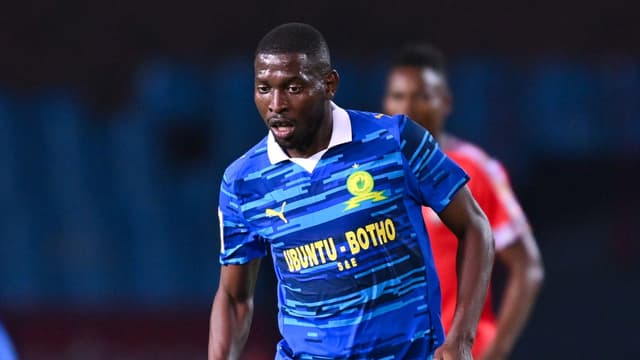 aubrey-modiba-sundowns-have-a-lot-of-time-to-catch-orlando-pirates-2