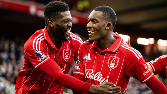 premier-league-nottingham-forest-shock-spurs-manchester-city-ease-to-victory-over-palace-1