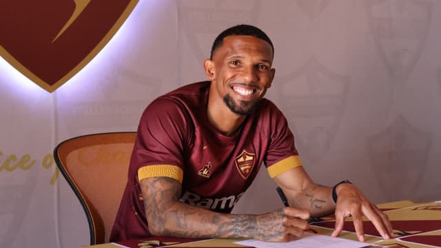 stellenbosch-turn-to-experience-as-they-announce-wayde-jooste-capture