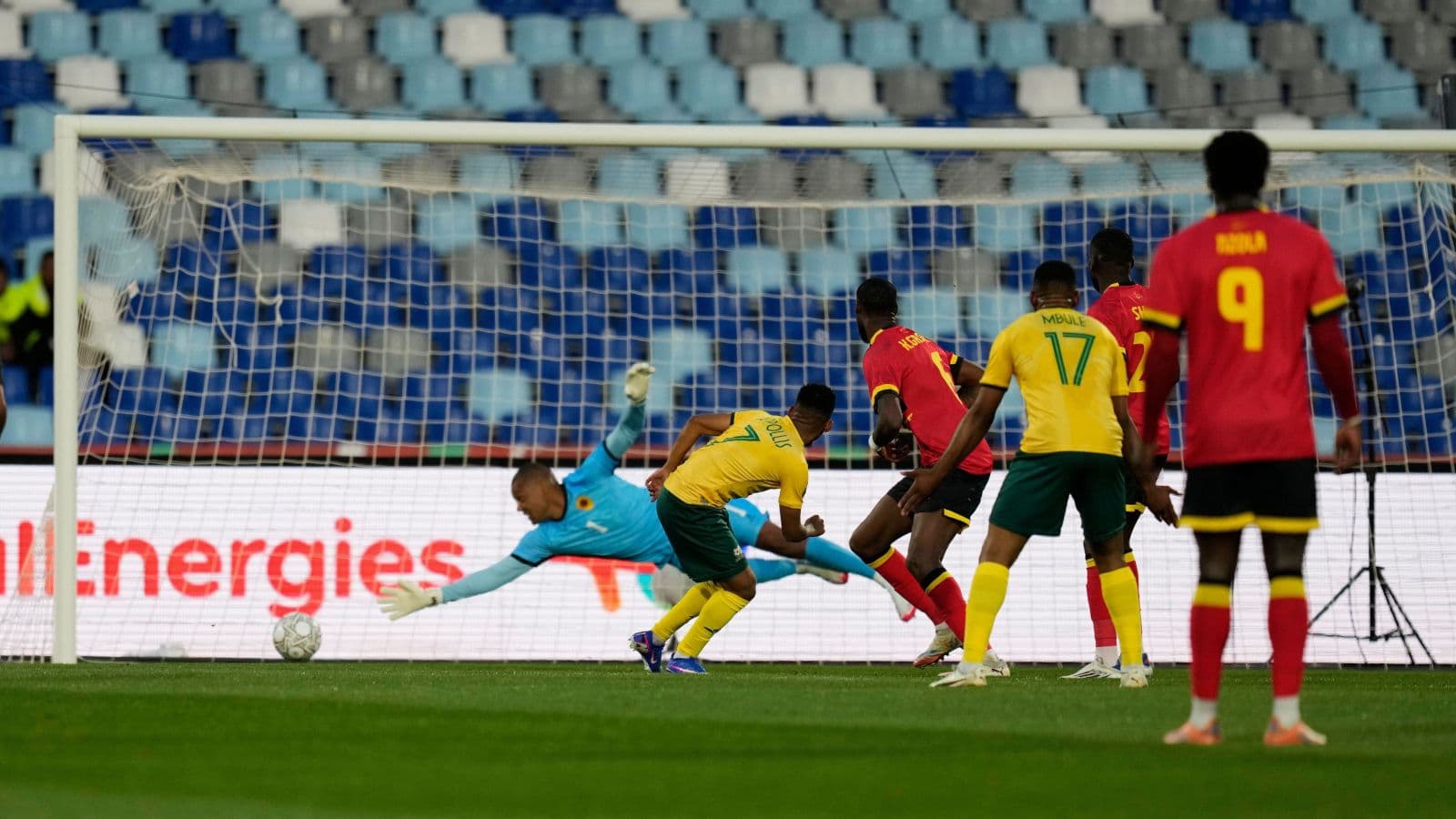 Zimbabwe goalkeeper Washington Arubi pays credit to clever Oswin Appollis