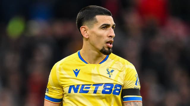 daniel-munoz-leaves-crystal-palace-to-reunite-with-oliver-glasner-at-nottingham-forest-1