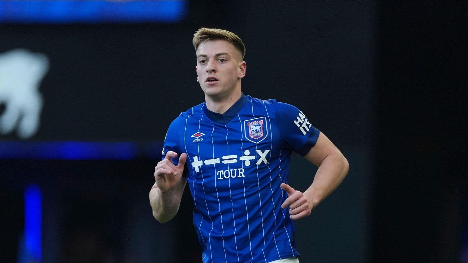 Report: Chelsea ahead of Man Utd in race to sign Ipswich star Liam Delap