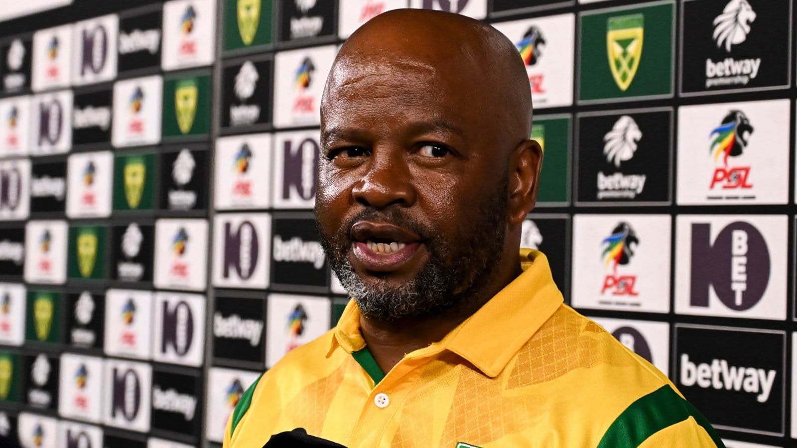 Manqoba Mngqithi reveals why he chose to return to Golden Arrows