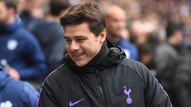 pochettino-demands-tottenham-are-handed-chelseas-2017-league-title-2