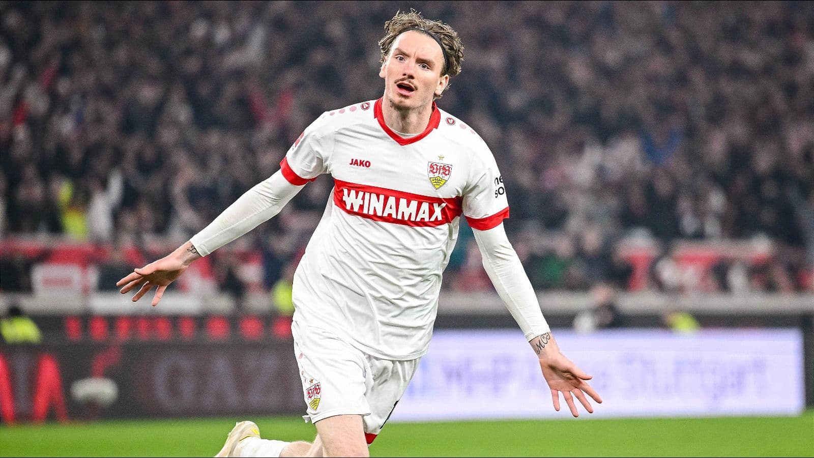 Report: Stuttgart battle to stop star striker Nick Woltemade from joining Bayern Munich