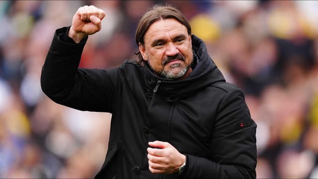 daniel-farke-hits-back-at-panic-as-leeds-brace-for-brutal-festive-fixtures-1