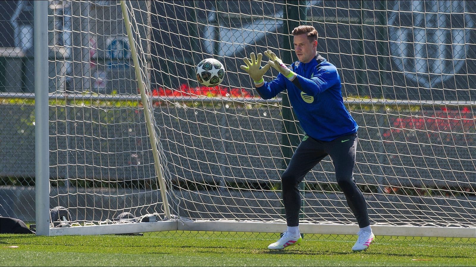 Goalkeeper change at Barcelona as Hansi Flick puts pressure on Marc-Andre ter Stegen