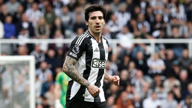 sandro-tonali-voices-support-for-under-pressure-newcastle-boss-eddie-howe-2